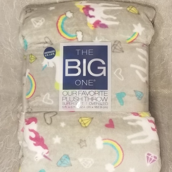 LAST ONE Big One Super Soft Plush Throw Unicorn - Picture 3 of 6